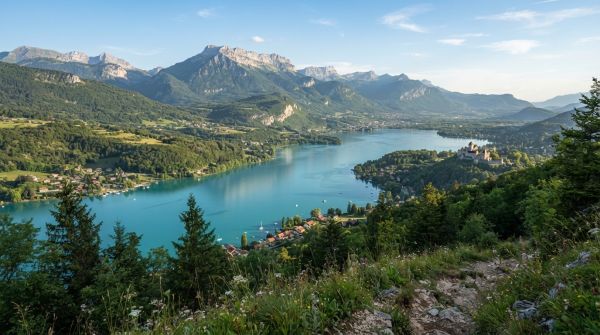 Découvrez les meilleurs lieux naturels près d'Annecy